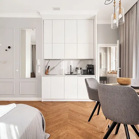 Apartament - 44 *
