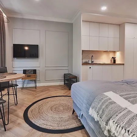 - 44 * Świnoujście