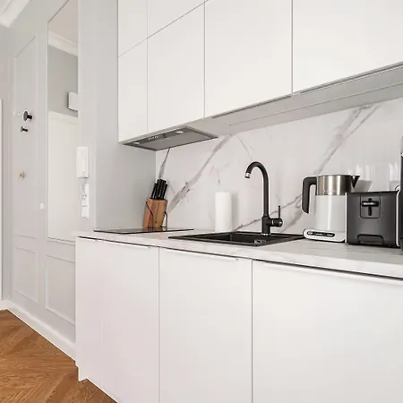 - 44 Apartament *